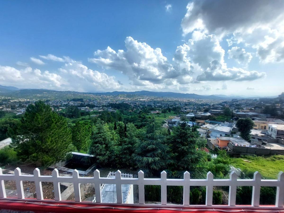 Red Rose Hotel & Resort Mansehra Exterior photo
