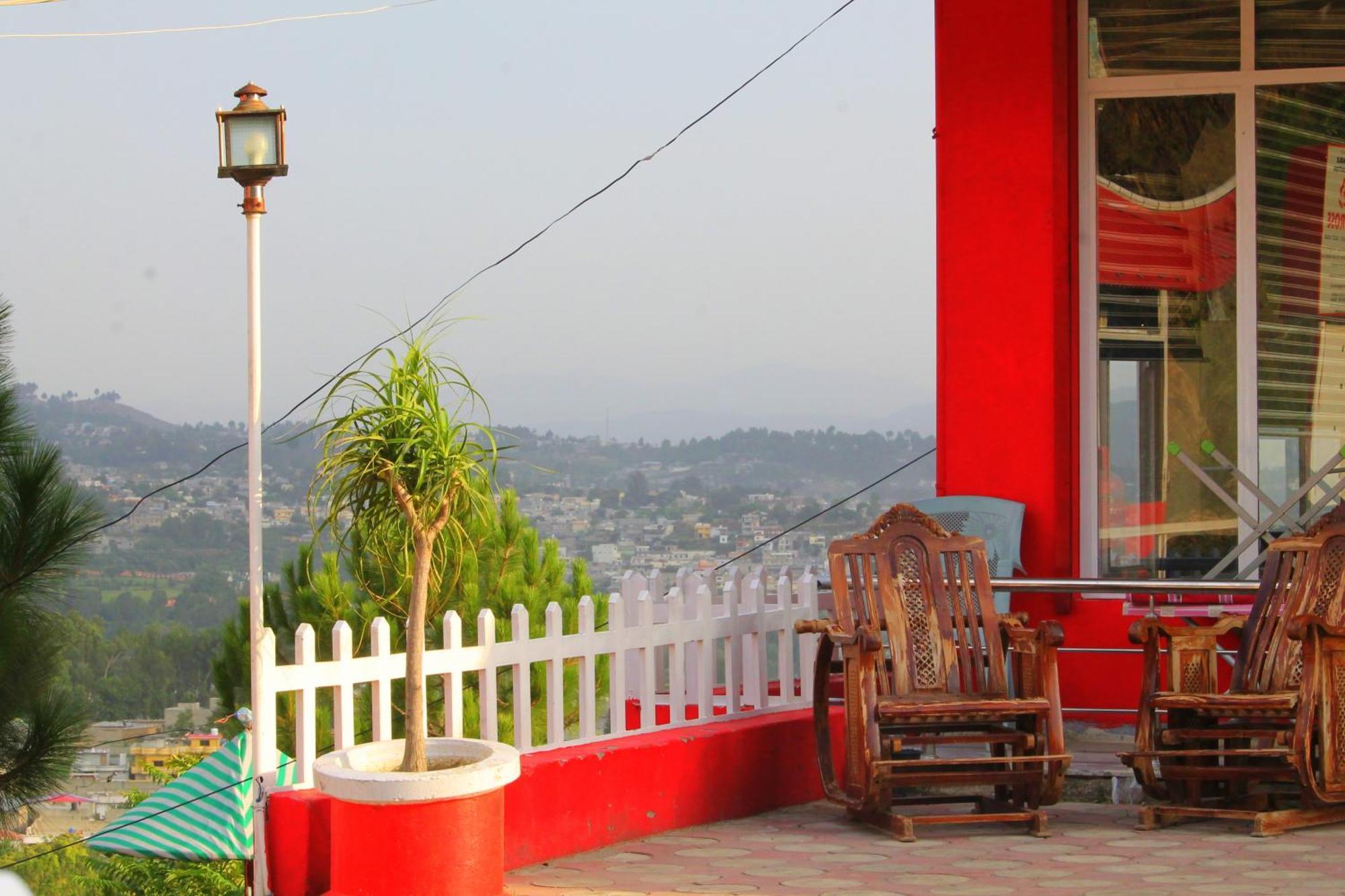 Red Rose Hotel & Resort Mansehra Exterior photo