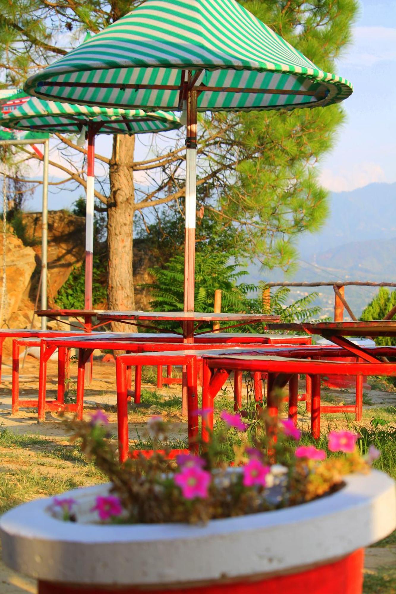 Red Rose Hotel & Resort Mansehra Exterior photo